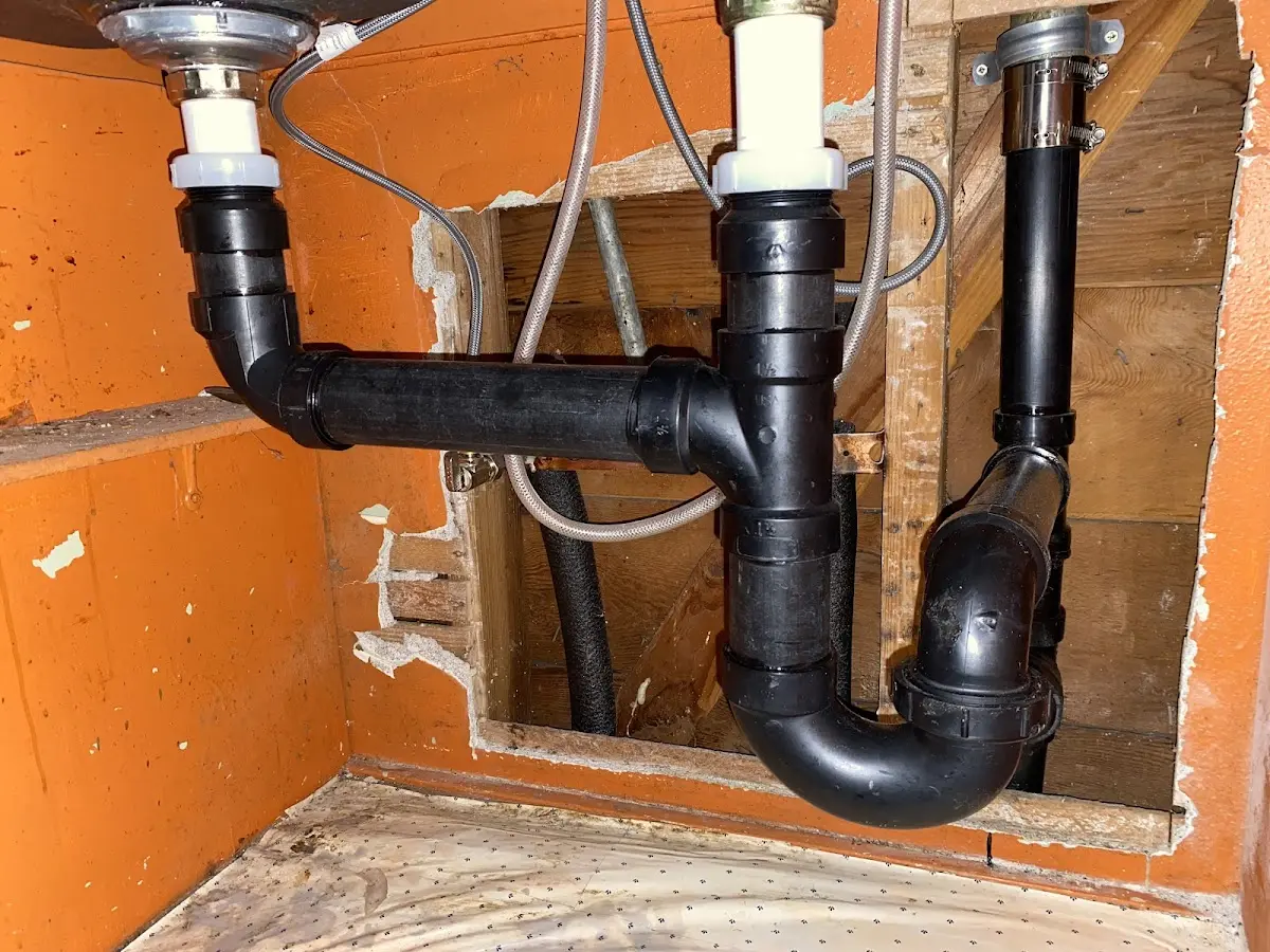 Professional Garbage Disposal Repair equipment and tools on the job in Santa Clara